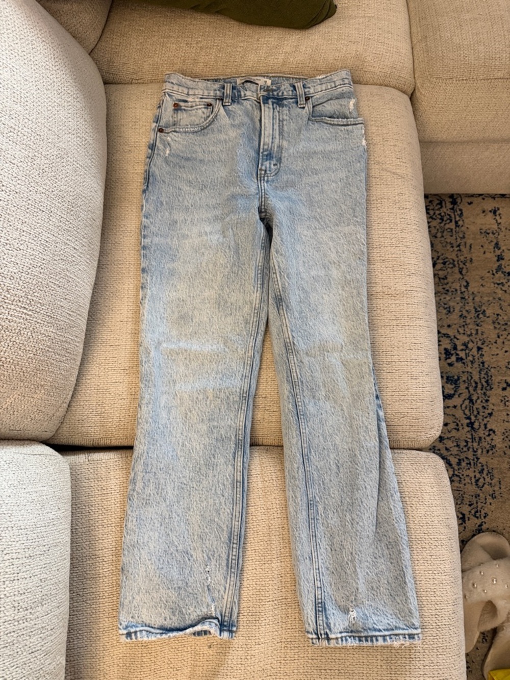 Abercrombie The 90’s Straight Ultra High Rise Jeans